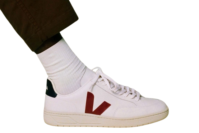 VEJA V-12 LEATHER WHITE MARSALA NAUTICA