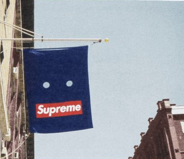 TEE SUPREME BLUE BANNER