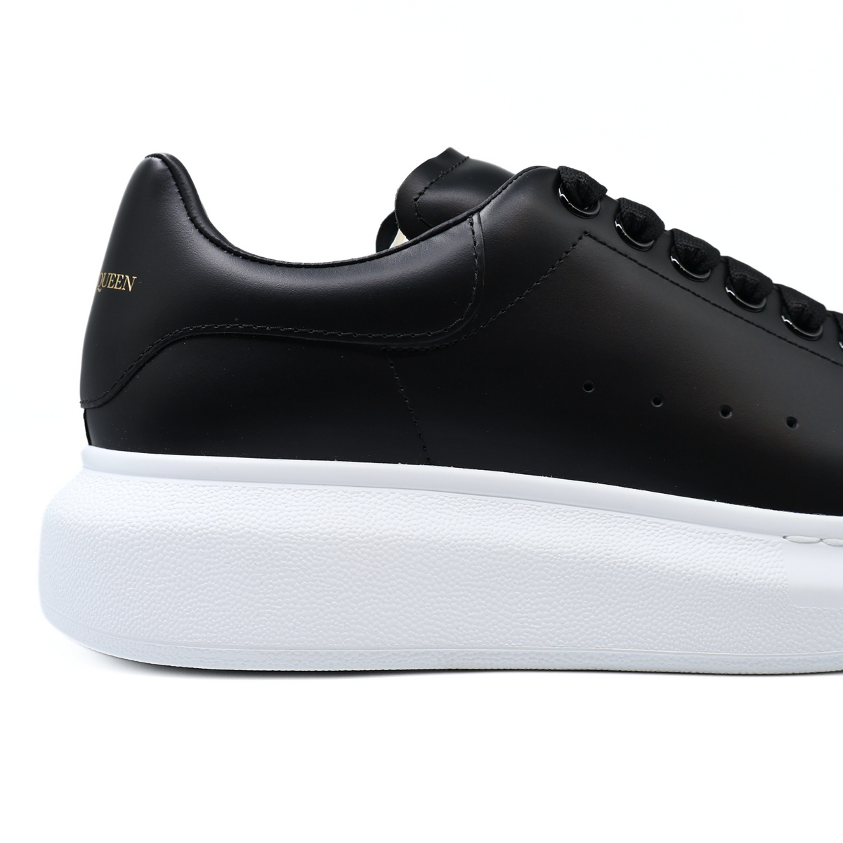 ALEXANDER MCQUEEN OVERSIZE BLACK