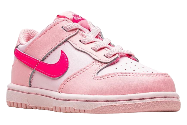 NIKE DUNK LOW TRIPLE PINK