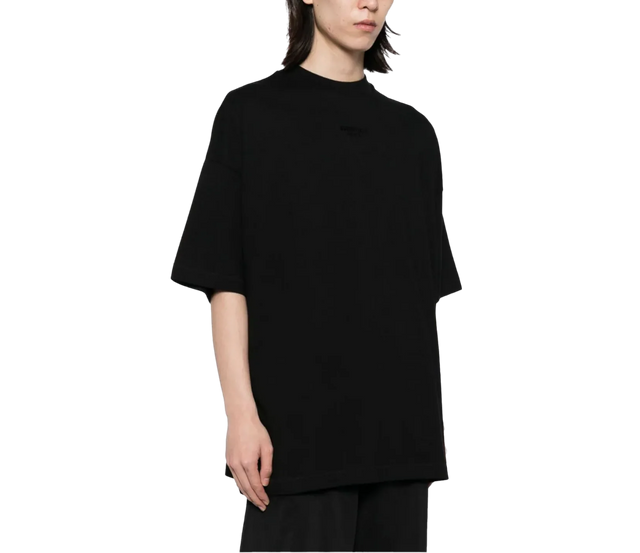 TEE ESSENTIALS BLACK FW23