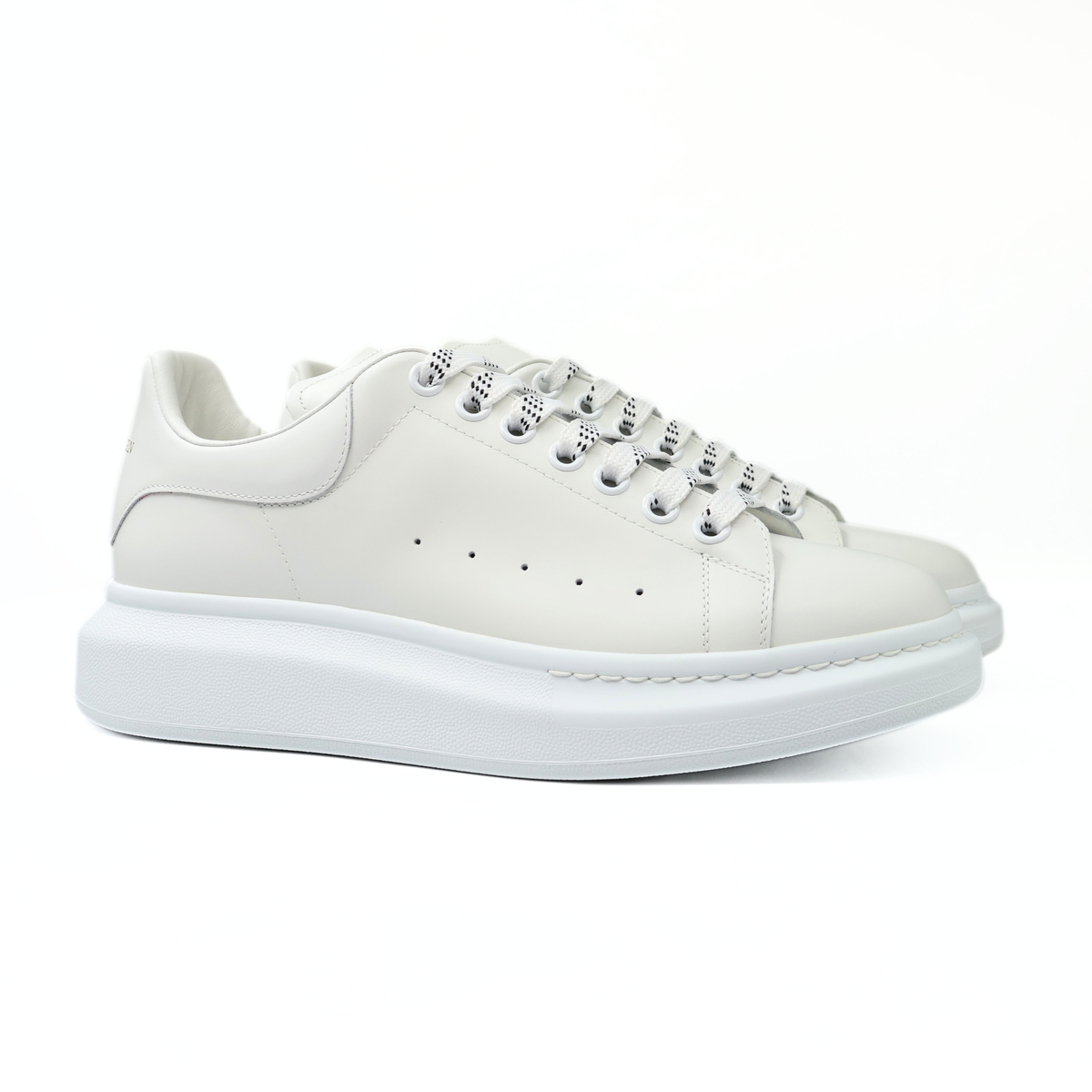 ALEXANDER MCQUEEN OVERSIZE WHITE