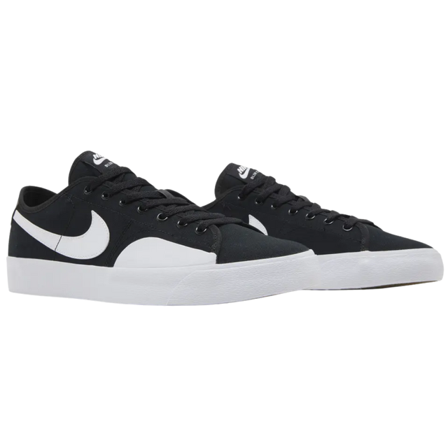 NIKE SB BLAZER COURT