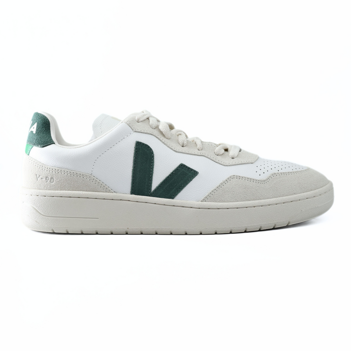 VEJA V-90 LEATHER WHITE CYPRUS