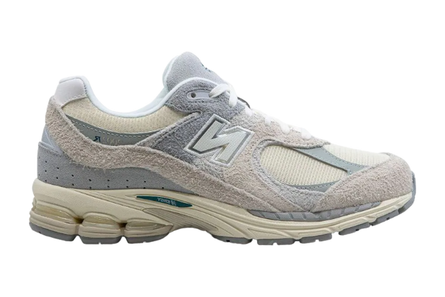 NEW BALANCE 2002R LINEN POUCH