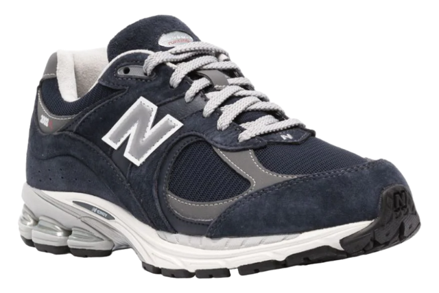 NEW BALANCE 2002R NAVY POUCH