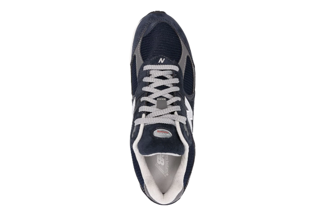 NEW BALANCE 2002R NAVY POUCH