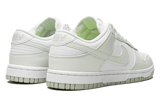 NIKE DUNK LOW NEXT NATURE MINT